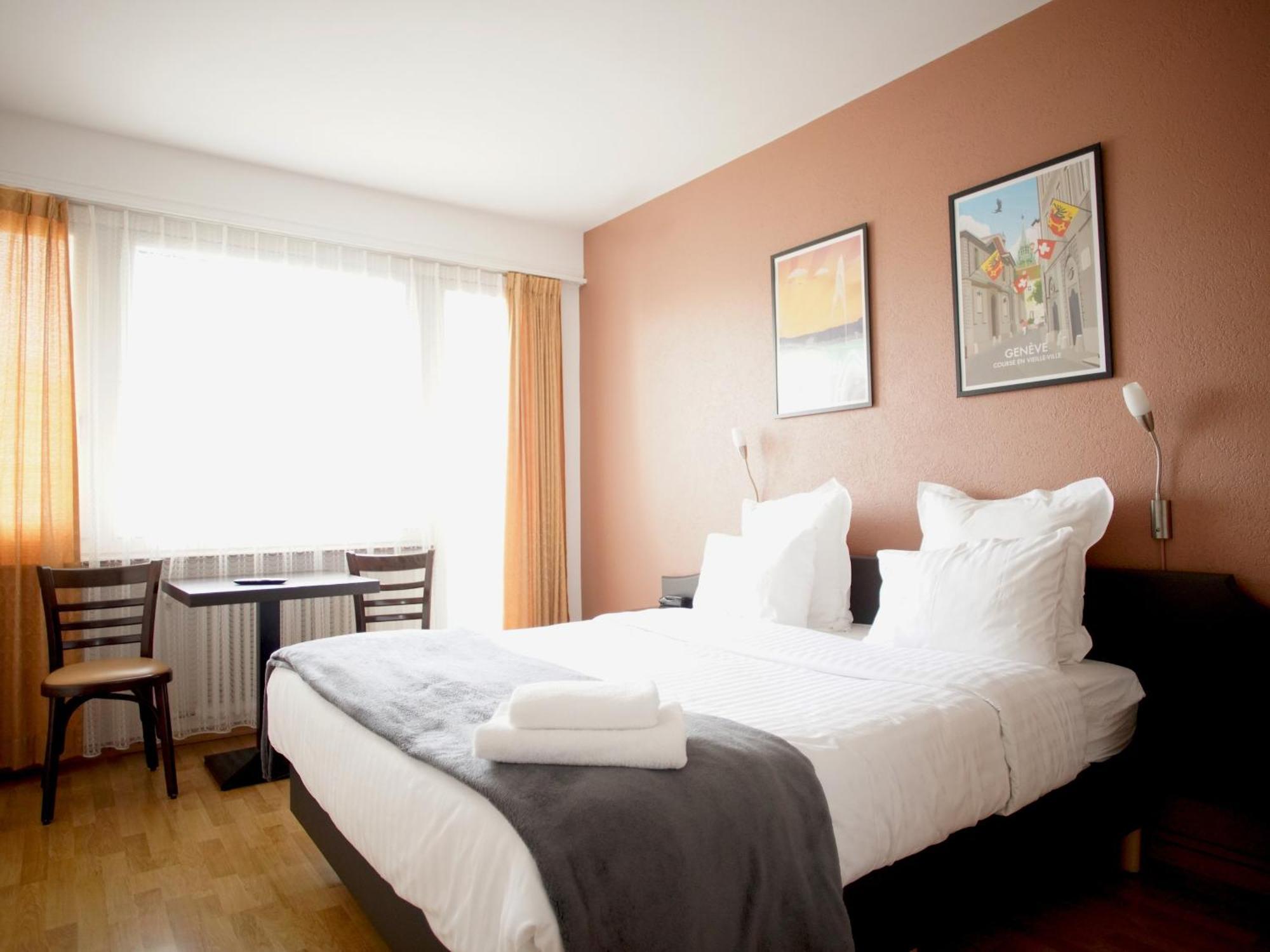 Hotel Carmen Genève Buitenkant foto
