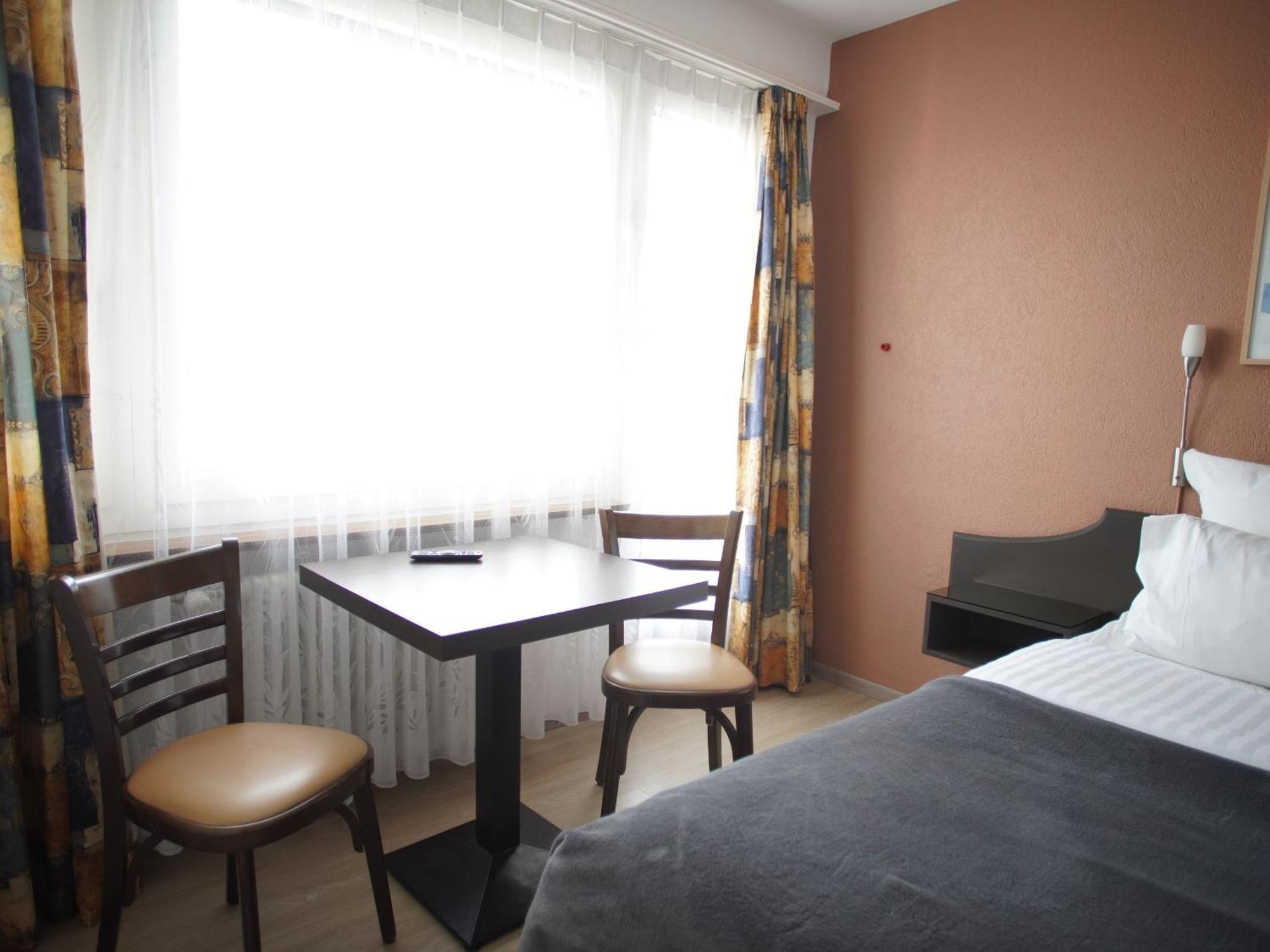 Hotel Carmen Genève Buitenkant foto