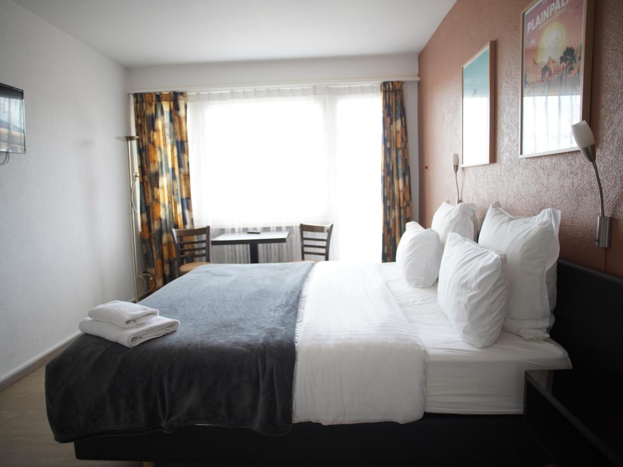 Hotel Carmen Genève Buitenkant foto