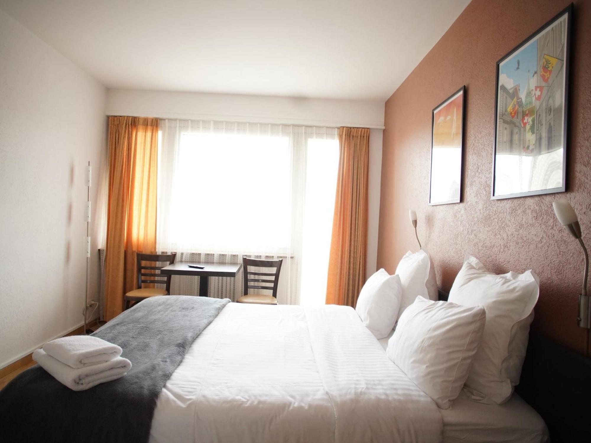 Hotel Carmen Genève Buitenkant foto